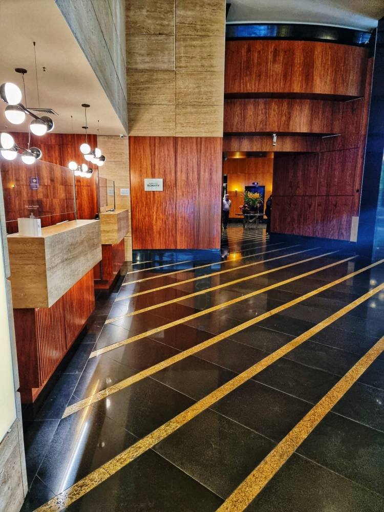 Recepção do Renaissance Hotel em São Paulo.